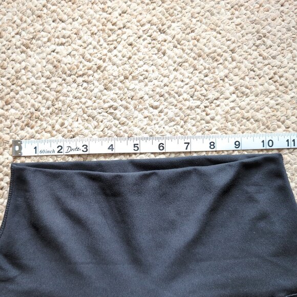 EUC Yogalicious Lux Size S Everyday 7" Super Hi Rise Shorts Black Active Bike - Picture 5 of 7